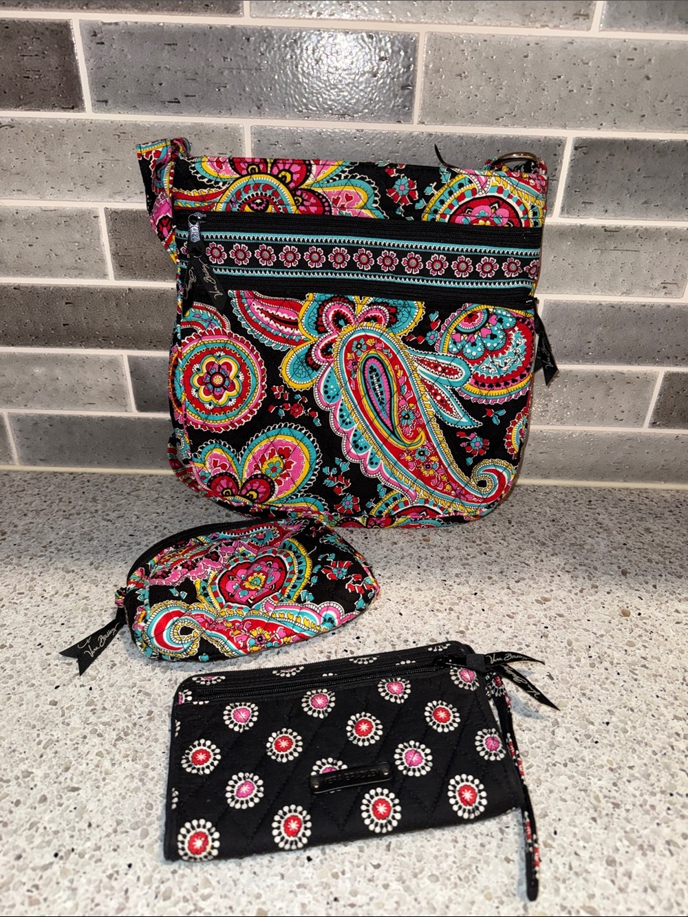 Vera Bradley Parisian Paisley Triple Zip Hipster, cosmetic and zip front wallet
